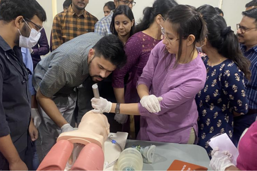 Advanced cardiac life support training of PGT’s at High Fidelity Simulation skill lab